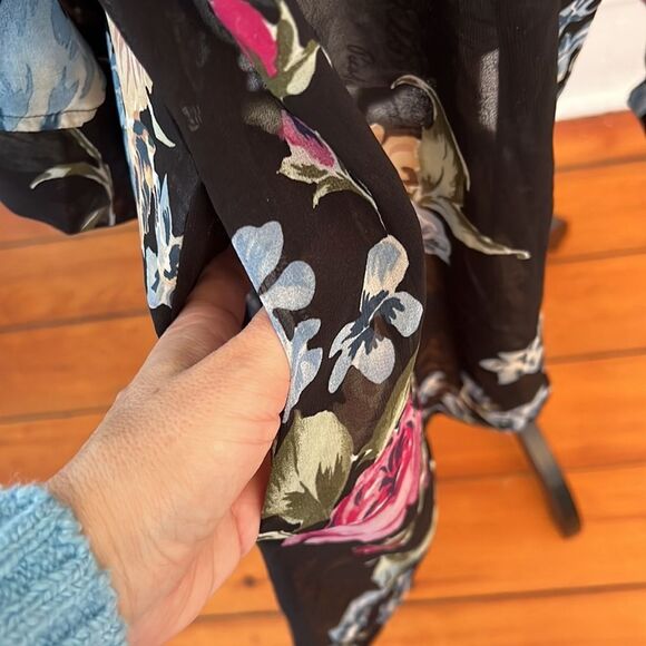 *Helena Quinn* NWT The Zoe Report One Sz Navy Floral Sheer Open Front Kimono - Picture 3 of 9